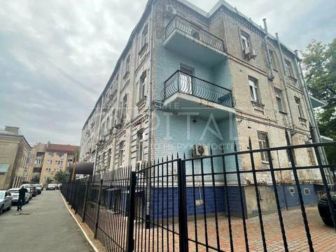 комерційна за адресою Спаська вул., 31Б