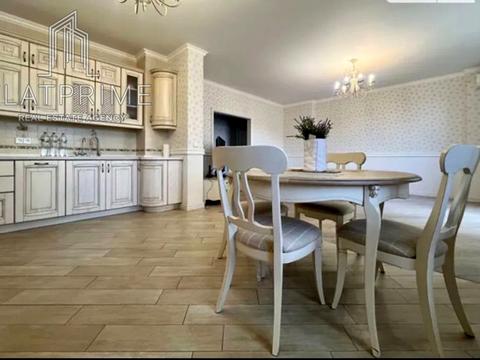 квартира по адресу Раисы Окипной ул., 10