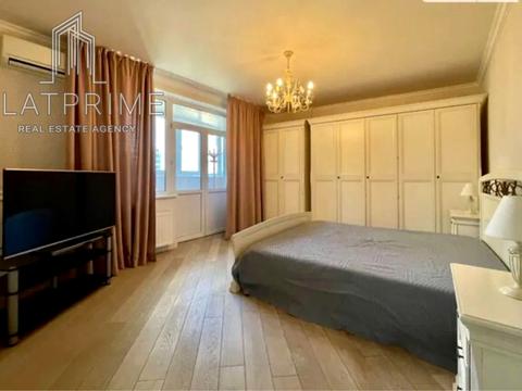 квартира по адресу Раисы Окипной ул., 10