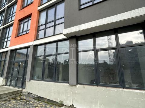 комерційна за адресою Бережанська вул., 15