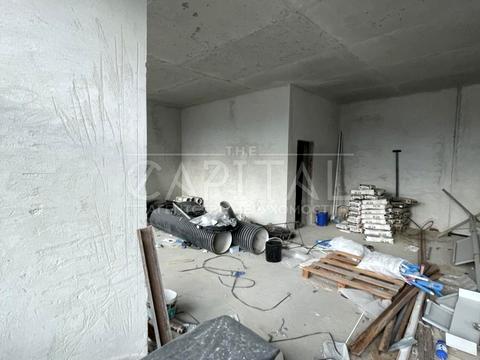 комерційна за адресою Бережанська вул., 15