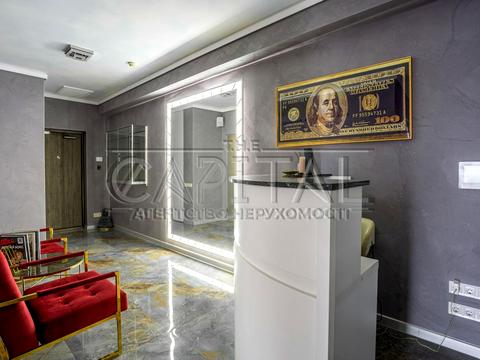 комерційна за адресою Соборності просп. (Возз'єднання), 30