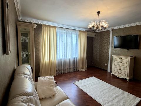 квартира за адресою Героїв полку "Азов" вул. (Маршала Малиновського), 25-А