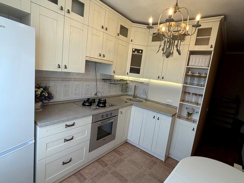 квартира за адресою Героїв полку "Азов" вул. (Маршала Малиновського), 25-А