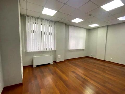 коммерческая по адресу Большая Васильковская ул. (Красноармейская), 72