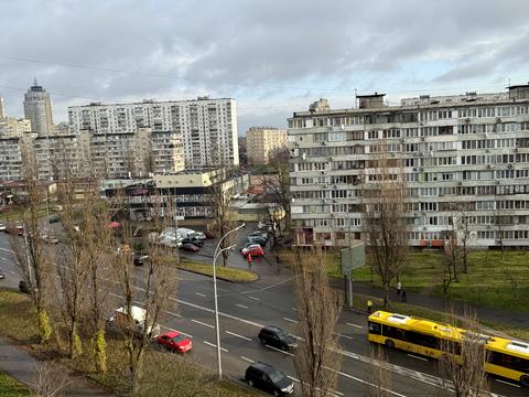 квартира за адресою Героїв полку "Азов" вул. (Маршала Малиновського), 25-А