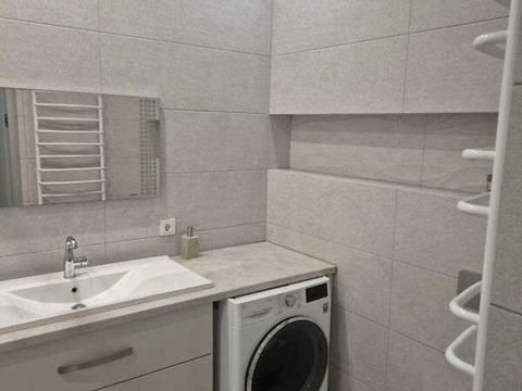 квартира за адресою Дегтярна вул., 7