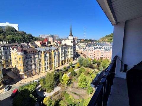 квартира за адресою Дегтярна вул., 7