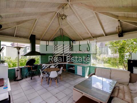 дом по адресу Центральна, 1