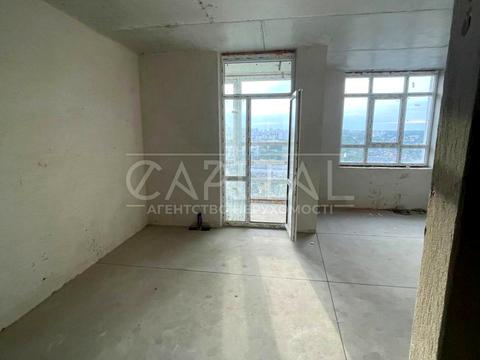 комерційна за адресою Бережанська вул., 15