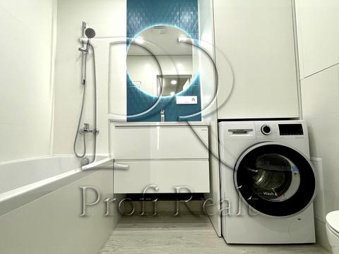 квартира за адресою Михайла Максимовича вул. (Онуфрія Трутенка), 24-Б