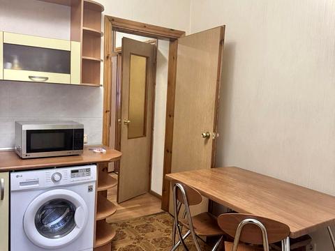 квартира за адресою Саперно-Слобідська вул., 8