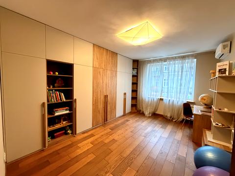 квартира за адресою Межигірська вул., 28