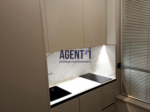 квартира за адресою Соборна вул., 103/20