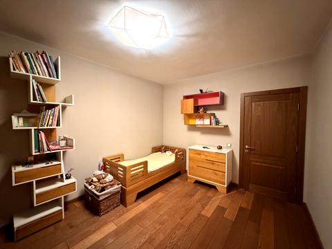 квартира за адресою Межигірська вул., 28