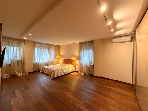 квартира за адресою Межигірська вул., 28