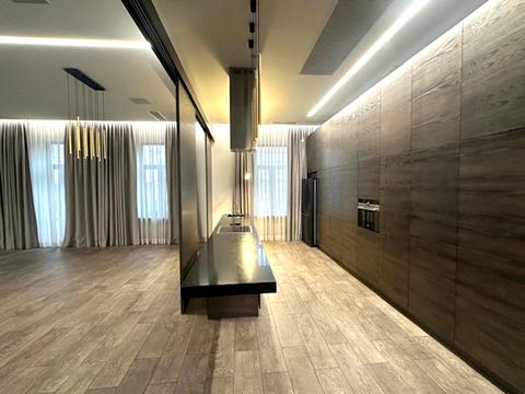 коммерческая по адресу Жилянская ул., 7