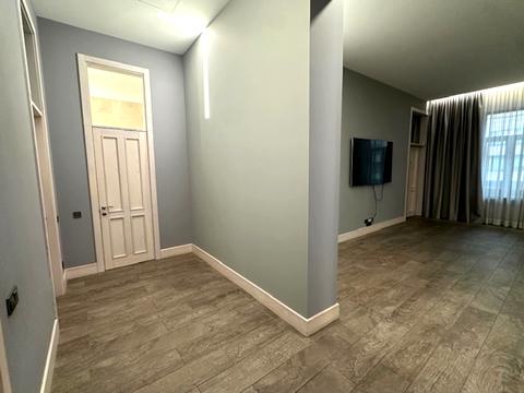 коммерческая по адресу Жилянская ул., 7