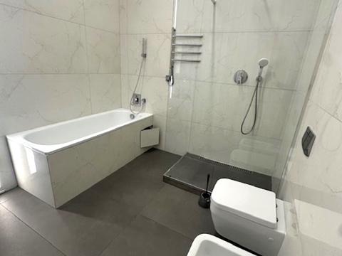 коммерческая по адресу Жилянская ул., 7