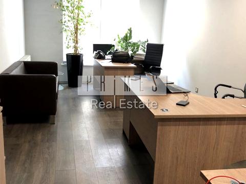 коммерческая по адресу Дігтярна, 6А