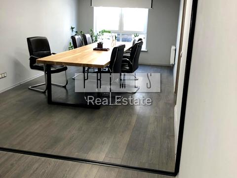 коммерческая по адресу Дігтярна, 6А