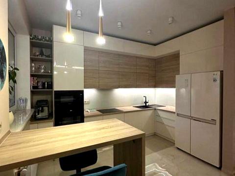 будинок за адресою Центральна вул.