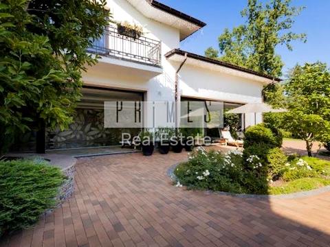 дом по адресу Авіаторів, 1