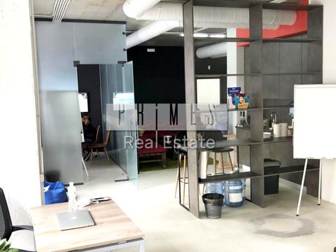 комерційна за адресою Воздвиженська вул., 51