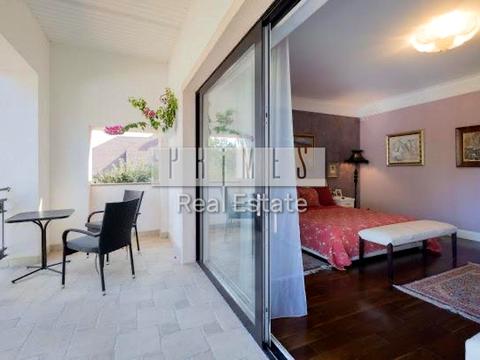 дом по адресу Авіаторів, 1