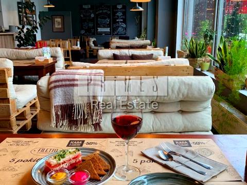 комерційна за адресою Федора Ернста вул., 16-В