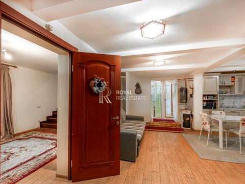 будинок за адресою смт. Козин, Старокиївська вул.