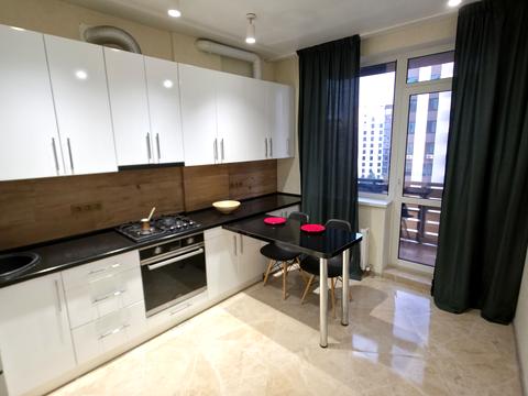 квартира за адресою Героїв Небесної Сотні просп., 16/7