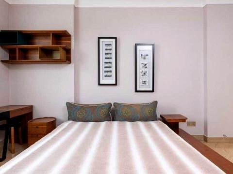 квартира за адресою Дніпровська набережна вул., 14