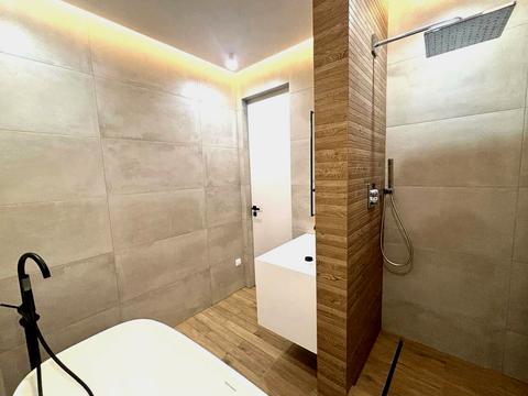 квартира за адресою Микільсько-Слобідська вул., 3-Б