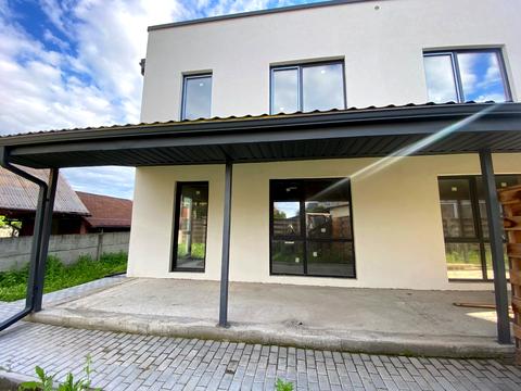 будинок за адресою Академіка Амосова вул.