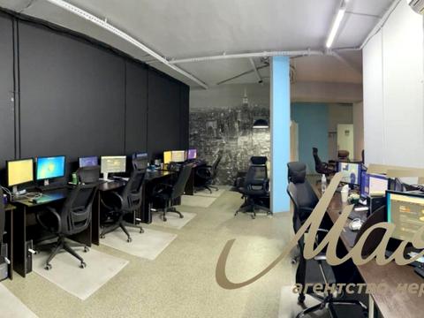 комерційна за адресою Велика Васильківська вул. (Червоноармійська), 72