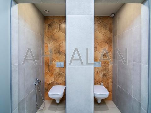 комерційна за адресою Спортивна пл., 3