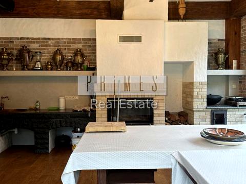 дом по адресу провулок Зарічний, 1