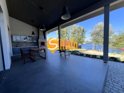 будинок за адресою Центральна