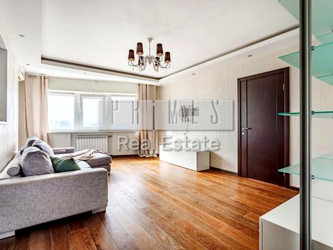 квартира за адресою Верховної Ради бульв., 14-Б