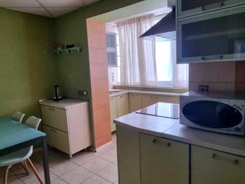 квартира за адресою Лариси Руденко вул., 10