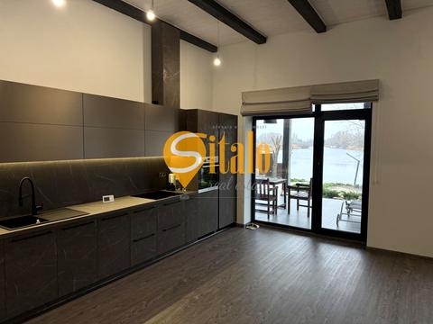 будинок за адресою Центральна