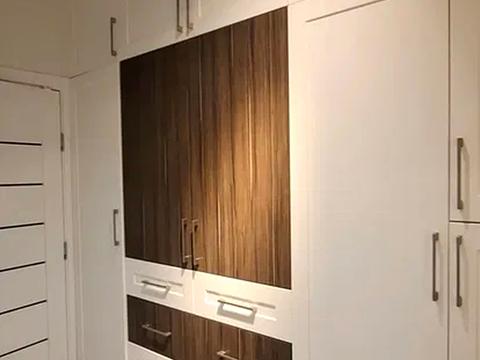 квартира за адресою Братська вул., 12