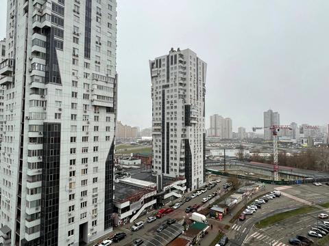 квартира за адресою Срібнокільська вул., 4