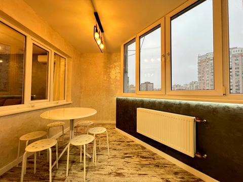 квартира за адресою Срібнокільська вул., 4