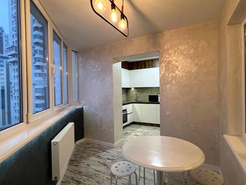 квартира за адресою Срібнокільська вул., 4