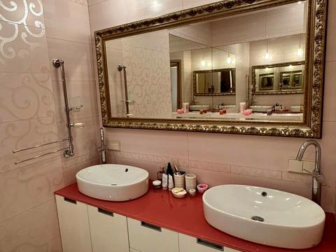 квартира за адресою Євгена Коновальця вул. (Щорса), 32-В