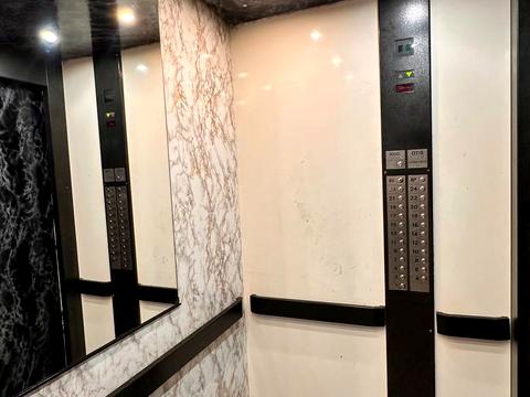 квартира за адресою Євгена Коновальця вул. (Щорса), 32-В