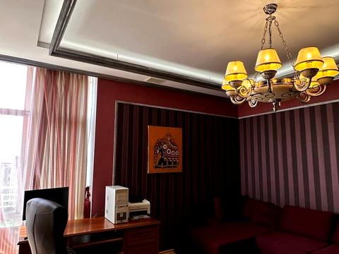 квартира за адресою Євгена Коновальця вул. (Щорса), 32-В