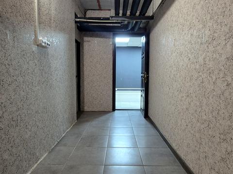 комерційна за адресою Сергія Москаленка вул. (Красовського), 41